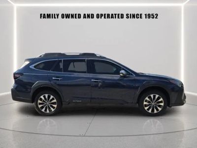 2023 Subaru Outback — detail view