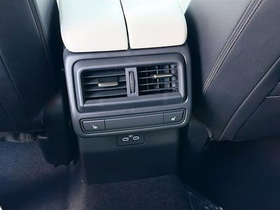 2026 Mazda CX-50 - Photo 20