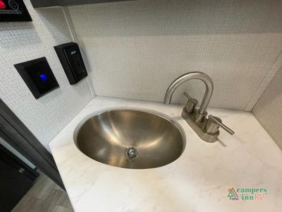 2024 Keystone RV Cougar Sport - Photo 25
