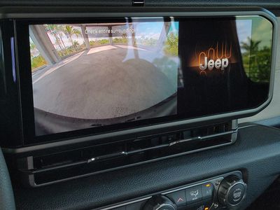 2026 Jeep Wrangler — photo 28 view
