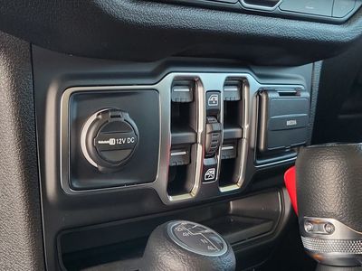 2026 Jeep Wrangler — photo 16 view