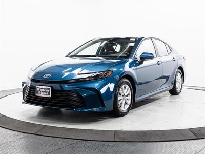 2026 Toyota Camry - Photo 3