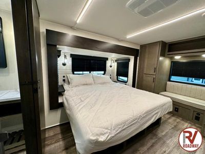 2025 Forest River RV Cherokee Arctic Wolf Suite - Photo 35