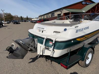 2001 Four Winns 180 Horizon - Photo 4