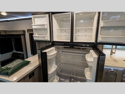 2020 Keystone RV Montana - Photo 29