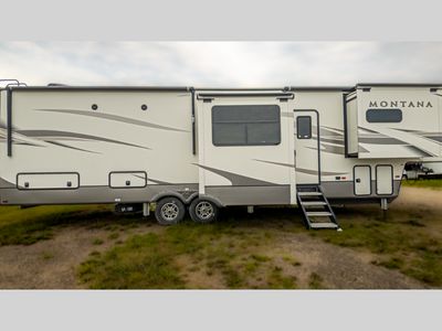 2020 Keystone RV Montana - Photo 24