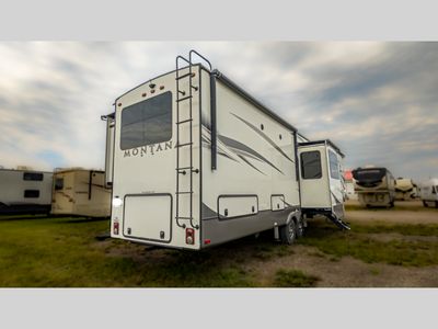 2020 Keystone RV Montana - Photo 8