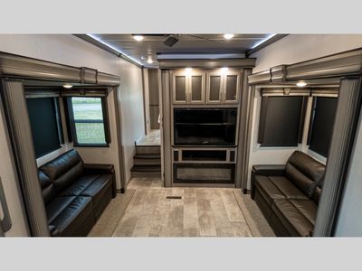 2020 Keystone RV Montana - Photo 52