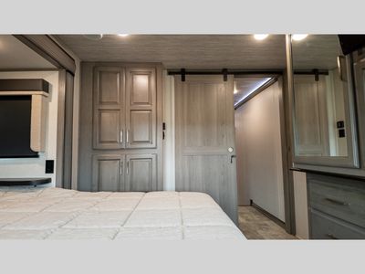 2020 Keystone RV Montana - Photo 43