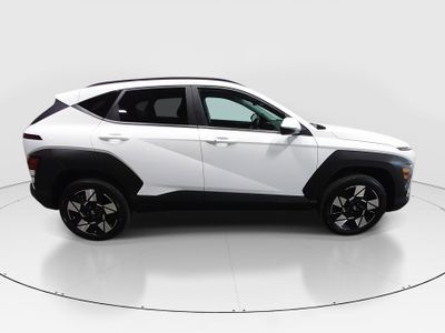 2025 Hyundai Kona — photo 8 view
