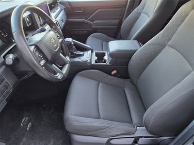 2024 Toyota Tacoma - Photo 8
