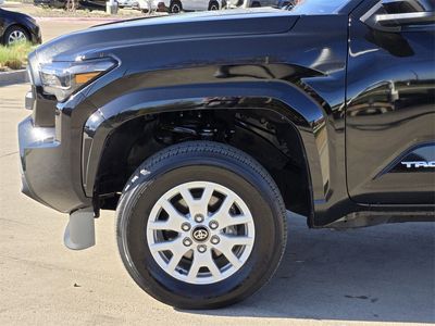 2024 Toyota Tacoma - Photo 6