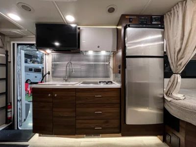 2020 Winnebago VIEW - Photo 9