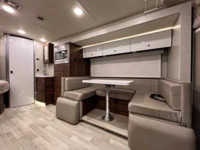 2020 Winnebago VIEW - Photo 7