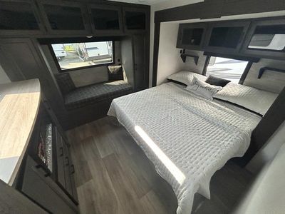 2025 Venture RV SPORTTREK - Photo 6