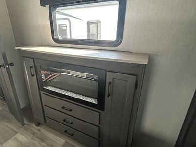 2025 Venture RV SPORTTREK - Photo 8