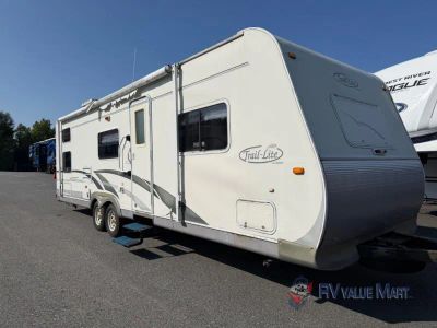 2005 R-Vision Trail Lite — side profile view