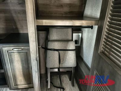 2019 Keystone RV Montana - Photo 27