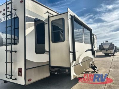 2019 Keystone RV Montana - Photo 13