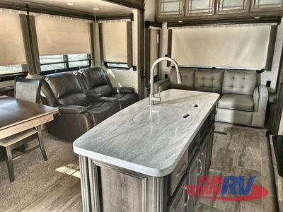 2019 Keystone RV Montana - Photo 4