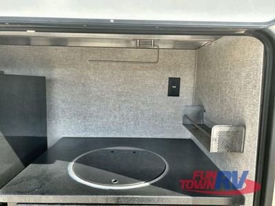 2019 Keystone RV Montana - Photo 41