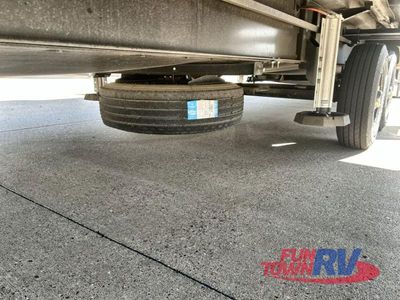 2019 Keystone RV Montana - Photo 32