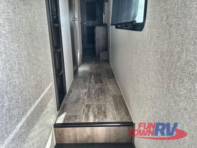 2019 Keystone RV Montana - Photo 8