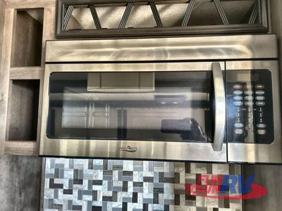 2019 Keystone RV Montana - Photo 44