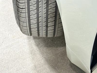 2025 Porsche Taycan - Photo 41