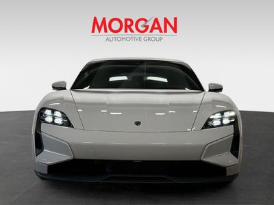 2025 Porsche Taycan - Photo 9