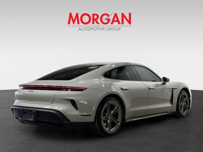 2025 Porsche Taycan - Photo 7