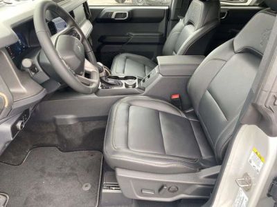 2026 Ford Bronco — photo 12 view
