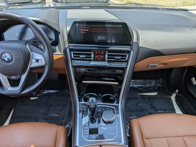 2020 BMW 8 Series - Photo 17