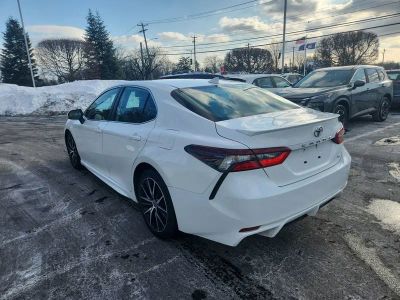2023 Toyota Camry SE - Photo 6