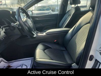2023 Toyota Camry SE - Photo 14