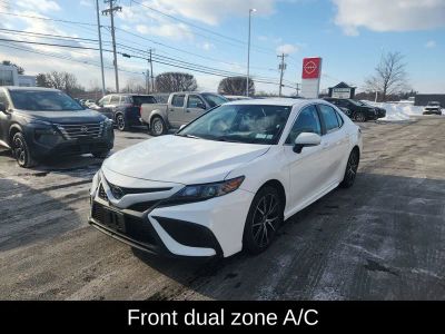 2023 Toyota Camry SE - Photo 8