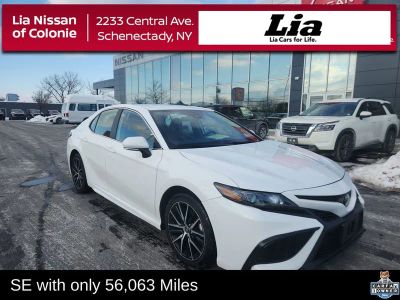 2023 Toyota Camry SE - Photo 2
