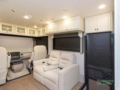 2026 Tiffin Motorhomes Open Road Allegro — photo 12 view