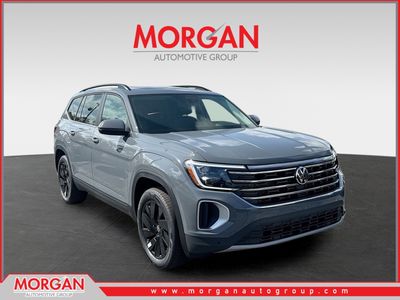 2026 Volkswagen Atlas 2.0T SE w/Technology in Gray — front three-quarter view