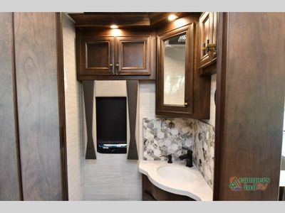 2026 Tiffin Motorhomes Allegro Bus - Photo 47