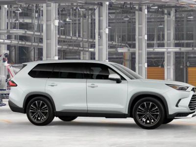 2026 Toyota Grand Highlander Hybrid - Photo 15