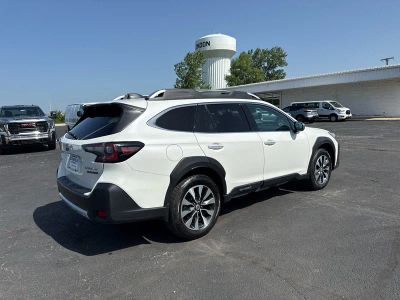 2024 Subaru Outback — detail view