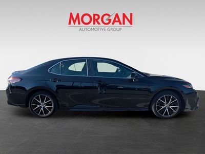 2024 Toyota Camry - Photo 2