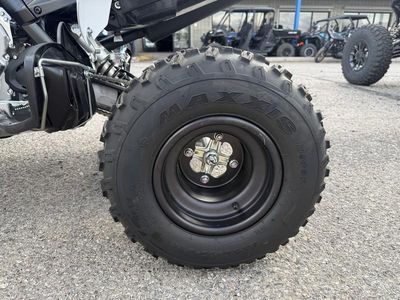 2025 Yamaha Raptor 700 - Photo 17