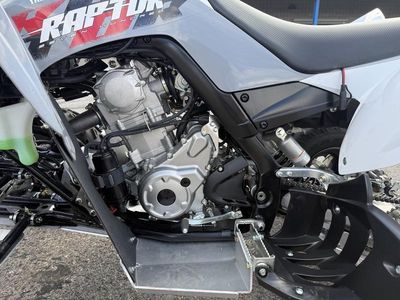 2025 Yamaha Raptor 700 - Photo 13