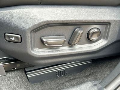 2026 Toyota Tundra — photo 9 view