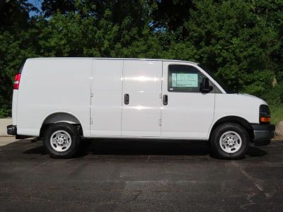 2026 Chevrolet Express 2500 — side profile view