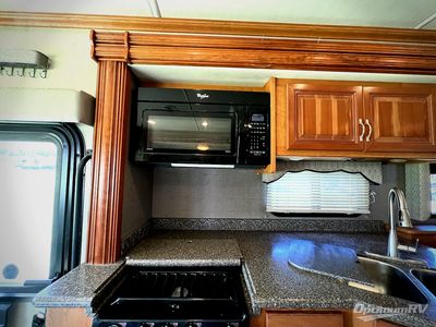 2015 Holiday Rambler Vacationer - Photo 12