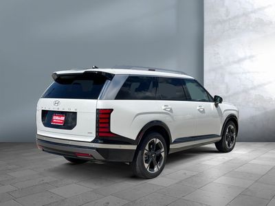 2026 Hyundai Palisade — rear three-quarter view