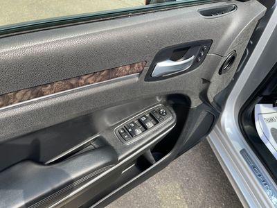2022 Chrysler 300 - Photo 20